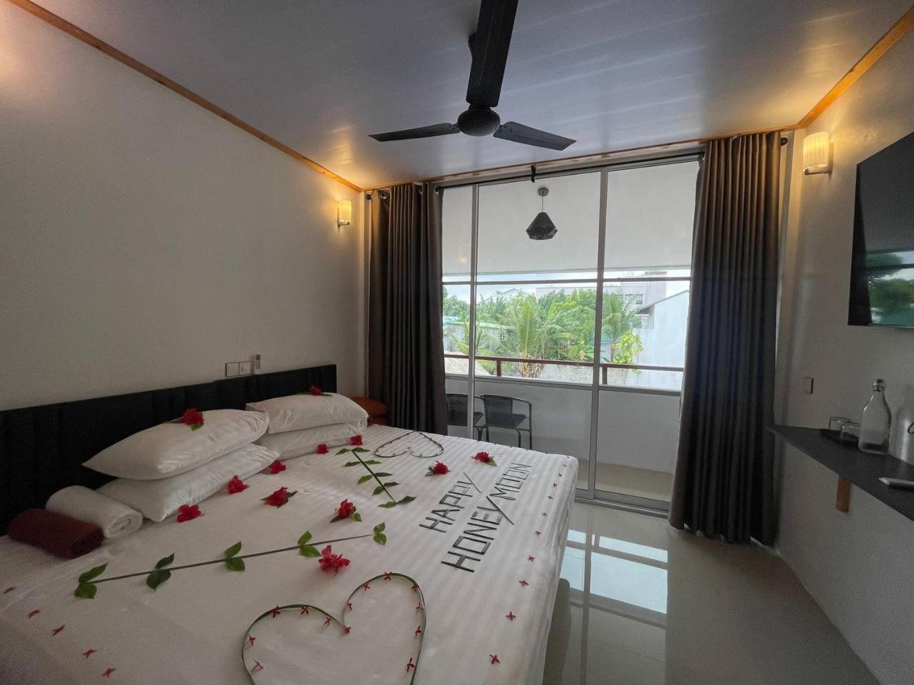 Dacha Thoddoo White Sand Екстер'єр фото