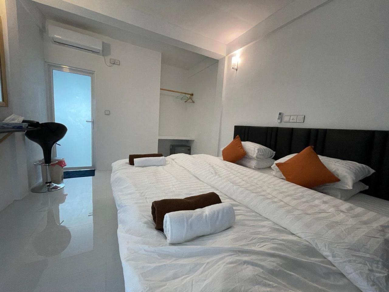 Dacha Thoddoo White Sand Екстер'єр фото