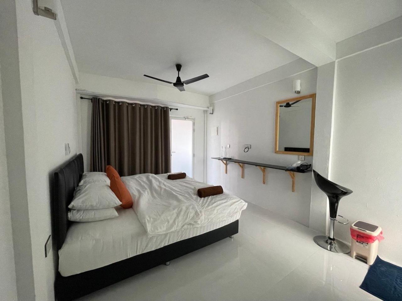Dacha Thoddoo White Sand Екстер'єр фото