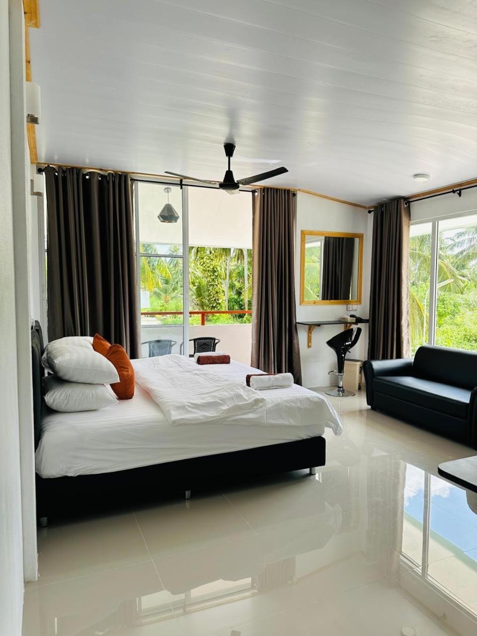 Dacha Thoddoo White Sand Екстер'єр фото